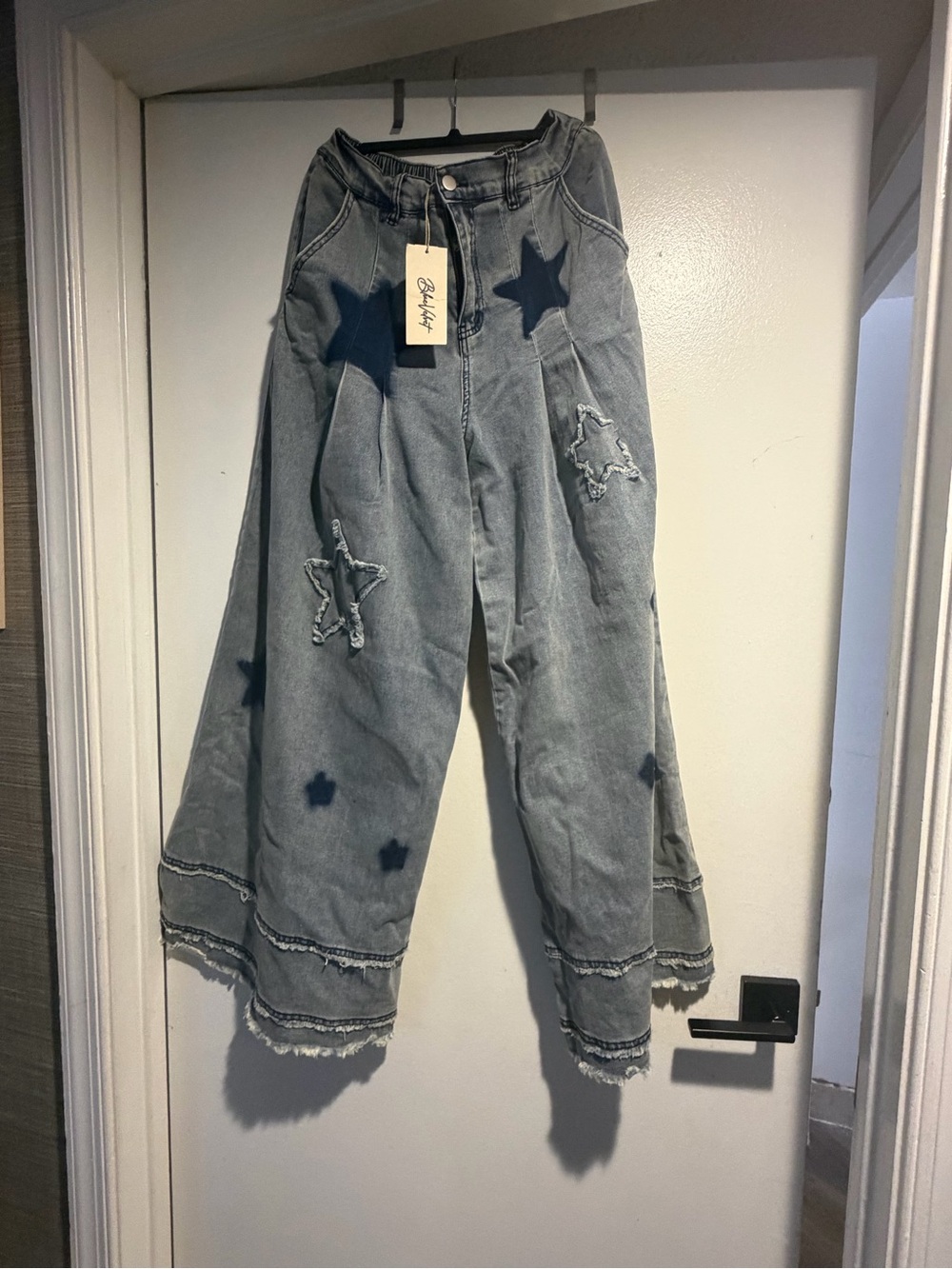 Blue Velvet Brand New Wide-Leg Star Jeans M